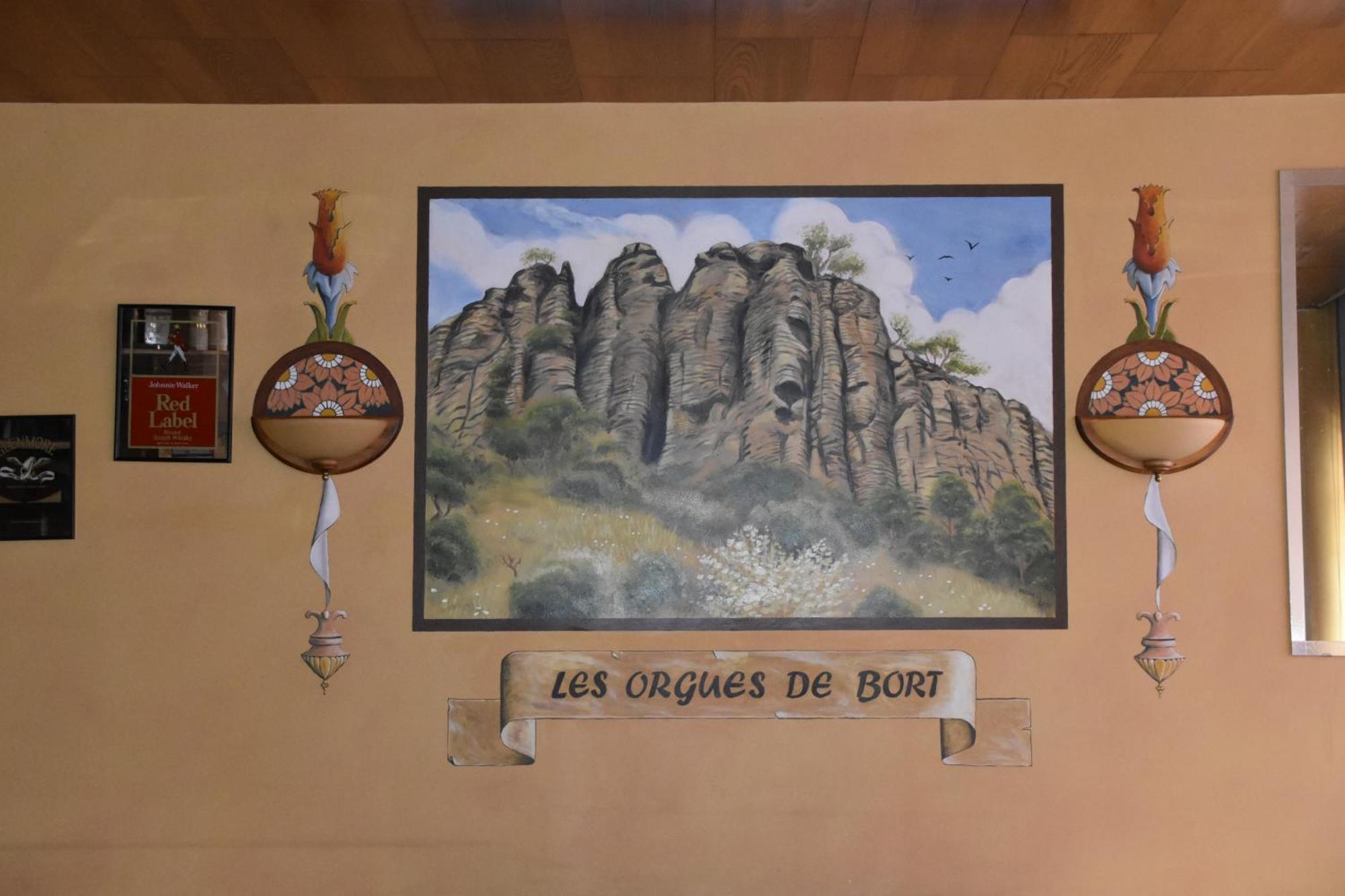 Le Rider Hotel Bort-les-Orgues Exterior photo