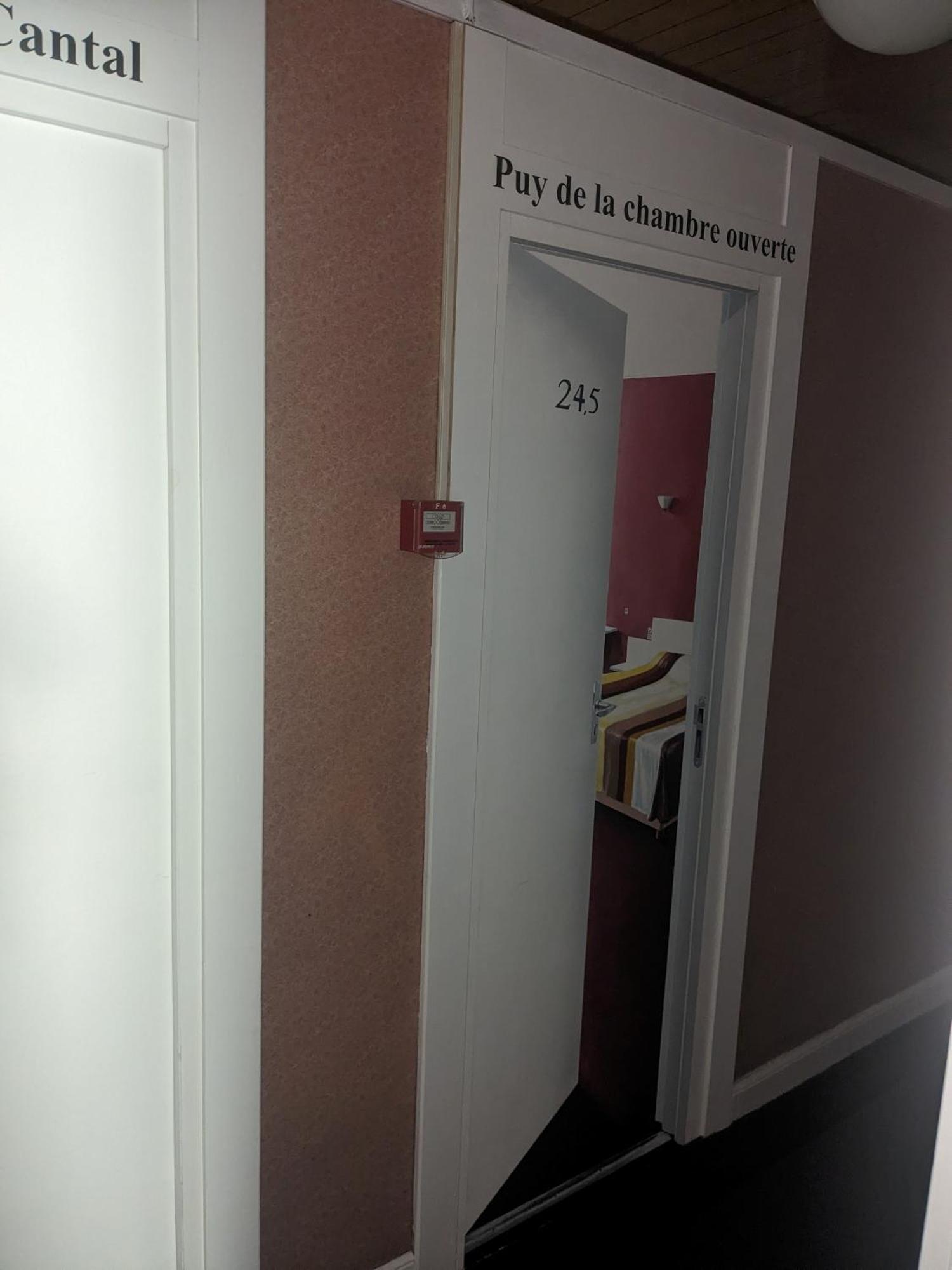 Le Rider Hotel Bort-les-Orgues Exterior photo
