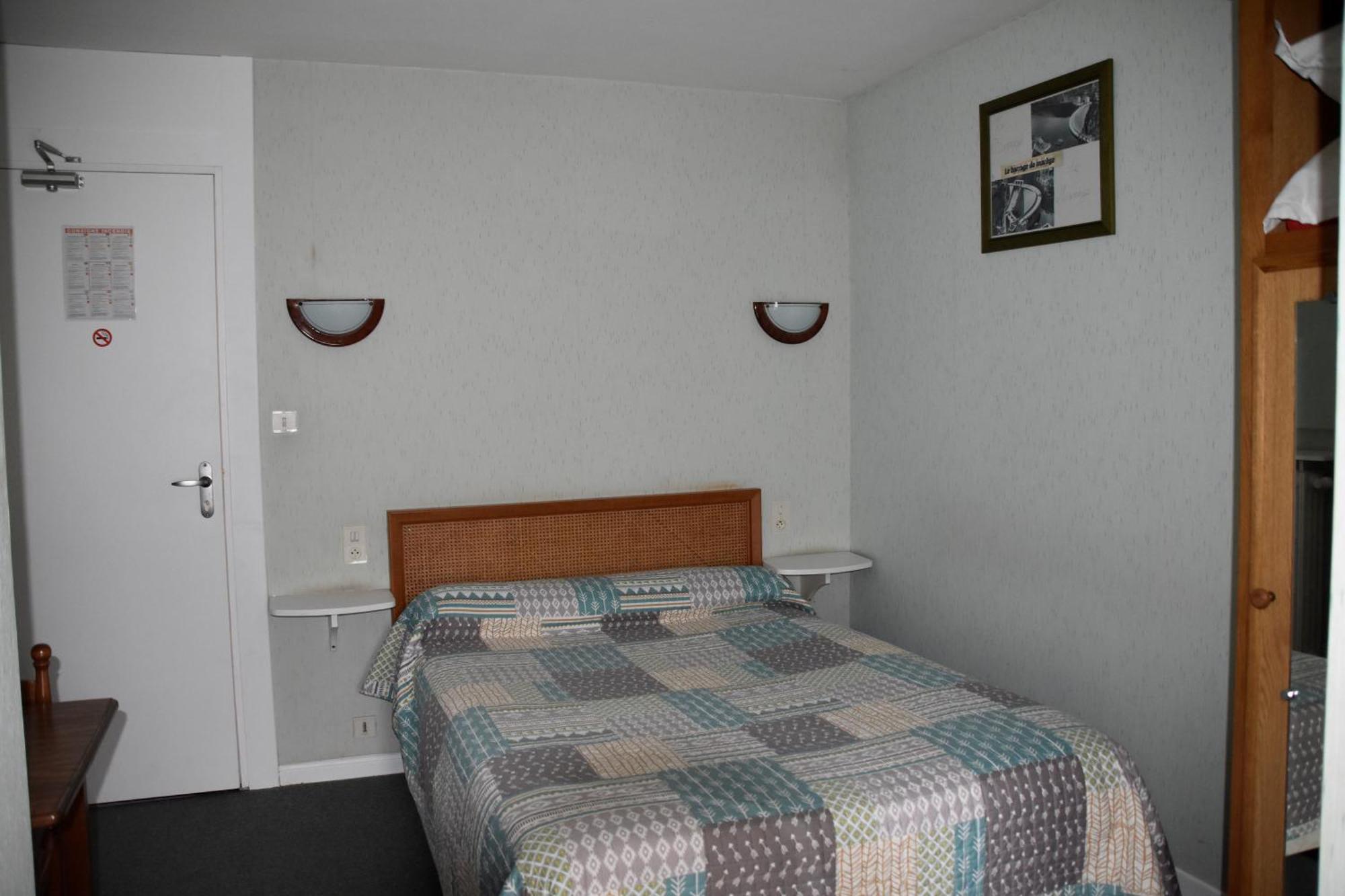 Le Rider Hotel Bort-les-Orgues Exterior photo