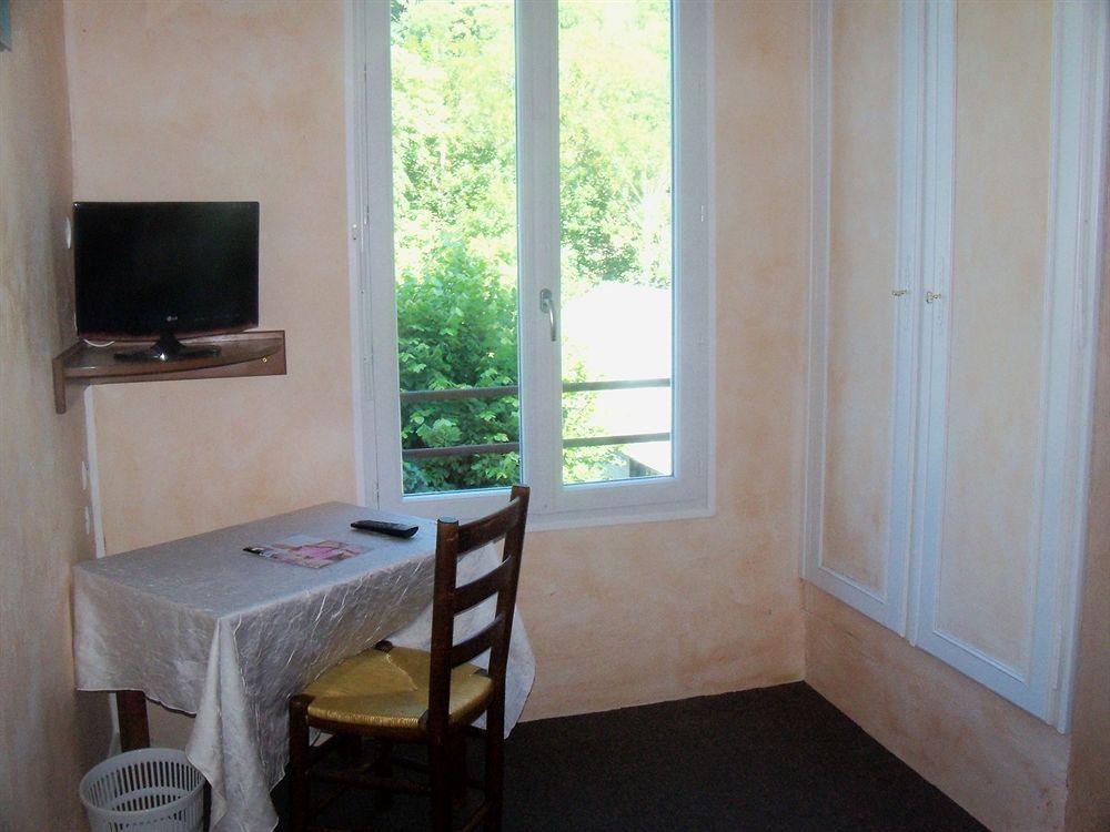 Le Rider Hotel Bort-les-Orgues Exterior photo