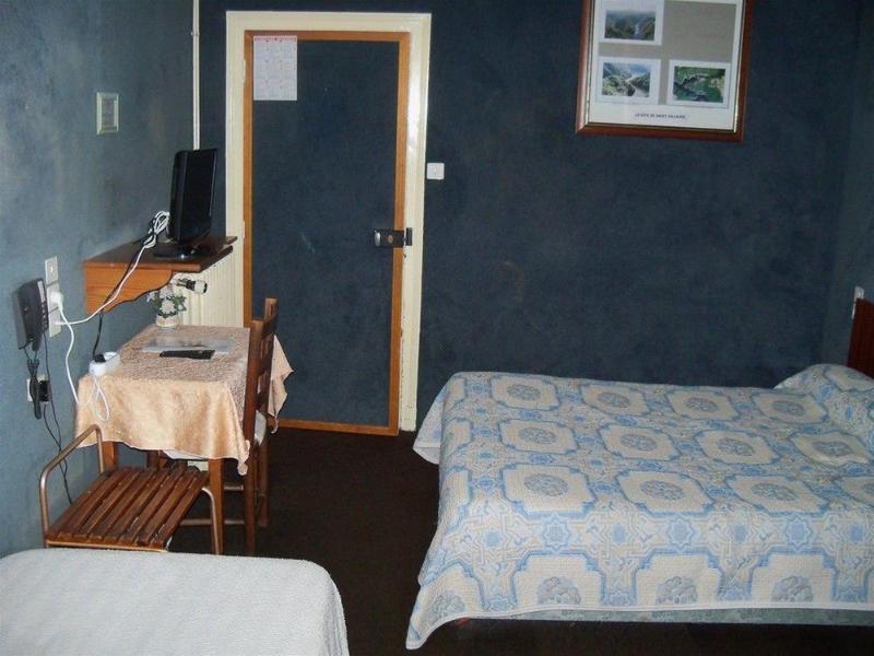Le Rider Hotel Bort-les-Orgues Exterior photo