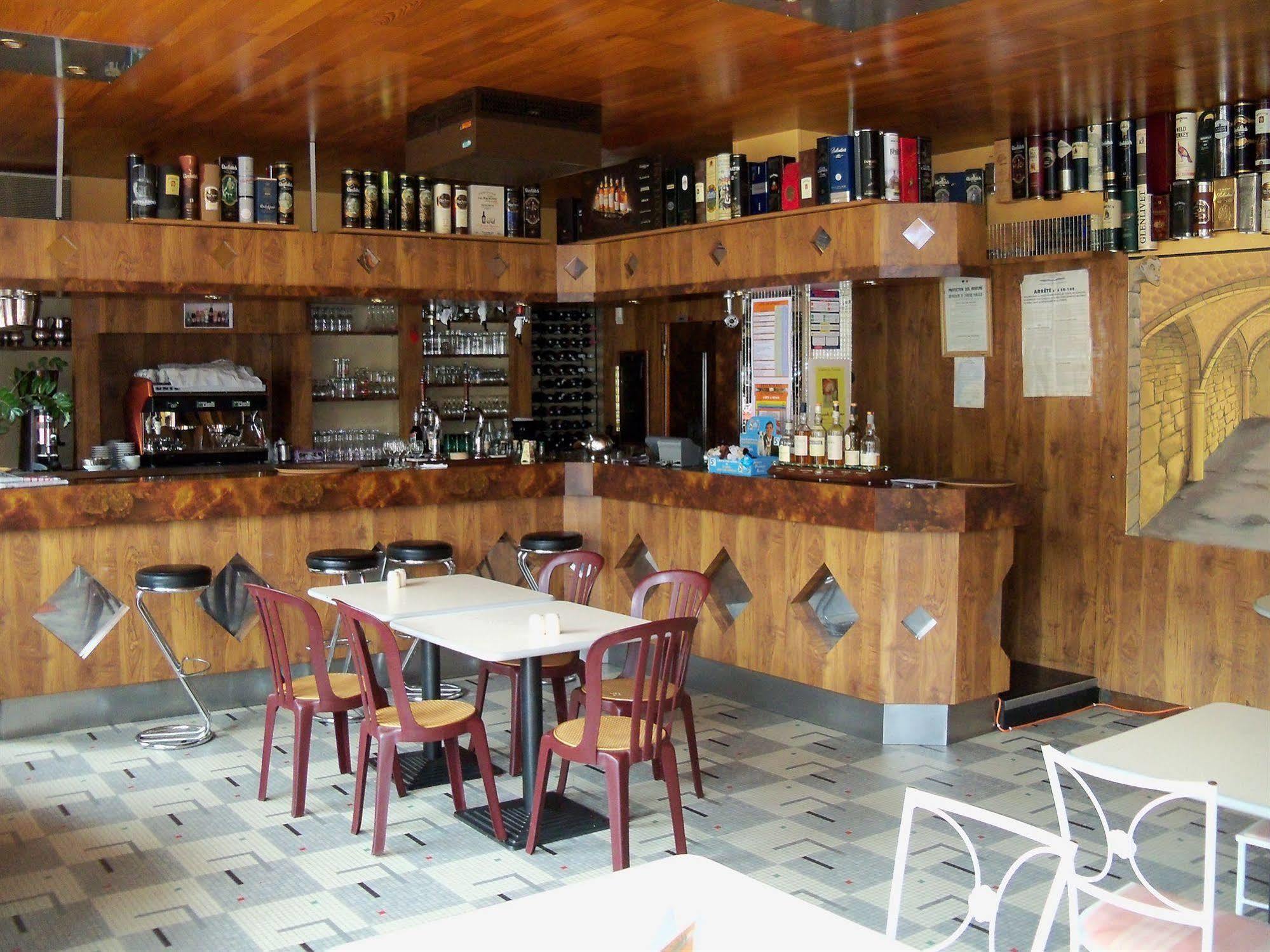 Le Rider Hotel Bort-les-Orgues Exterior photo